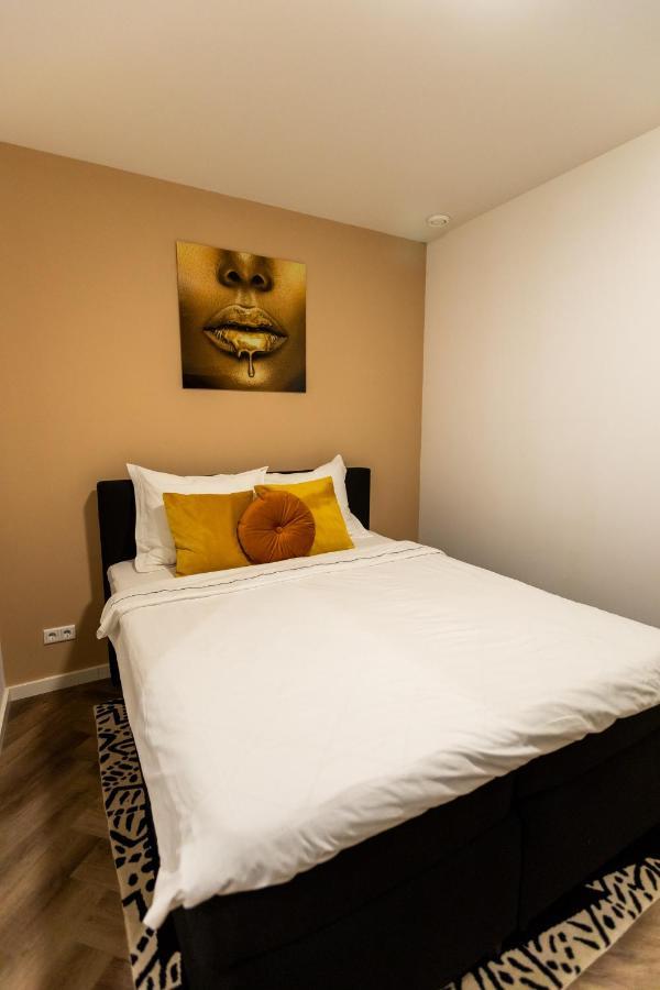 Luxury 100 M2 Appartment In City Centre Of Breda Exterior foto